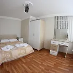 Yagmur Estambul
